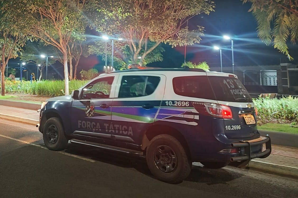 Imagem de compartilhamento para o artigo Mulher é presa em Paranaíba por som alto e fornecer bebida alcoólica a menor da MS Todo dia
